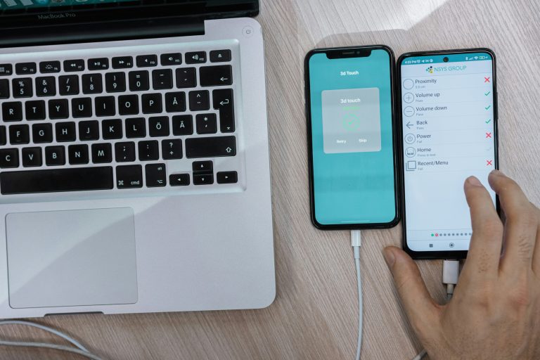 How to Transfer WhatsApp Chat to New Phone (AndroidiPhone)